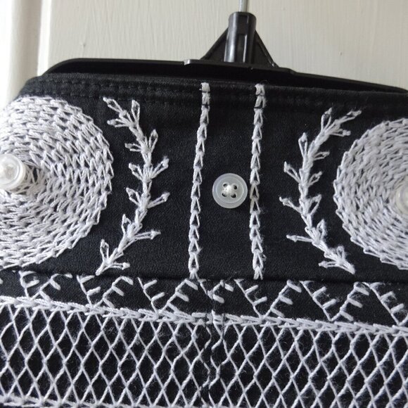 Silk Club women's size SP jacket black with white embroidery, open front, lined - Picture 5 of 16